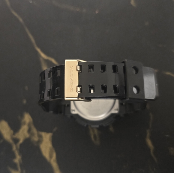 Men's Casio G-Shock Classic Resin Strap Watch with Black and Gold-Tone Dial - Picture 4 of 5